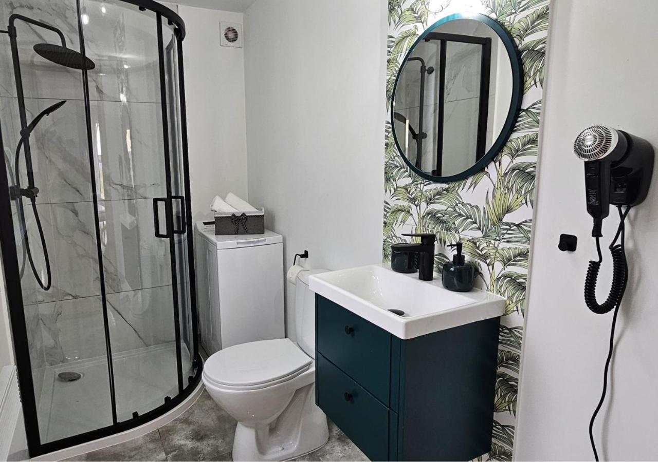 Pod Kamieniem Villa Trzebiel ภายนอก รูปภาพ